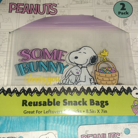PEANUTS SNOOPY EASTER SET-SILICONE MITT~SPATULAS~COOKIE CUTTER~DISH~SNACK BAGS - Picture 5 of 6